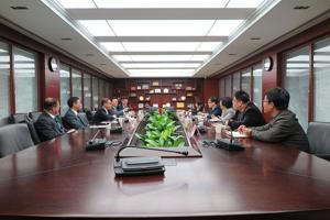 袁庆秘书长会见来访的香港华人会计师公会周锦荣会长一行